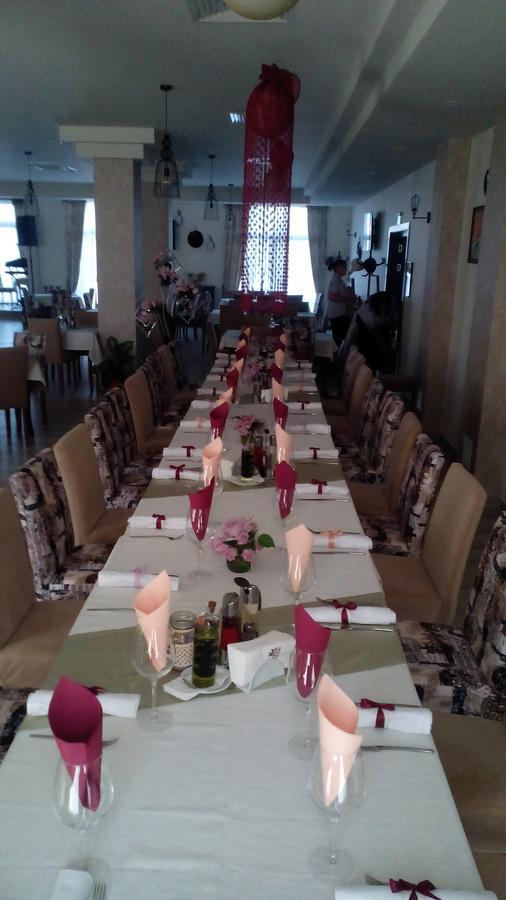 Otel Hesteya *